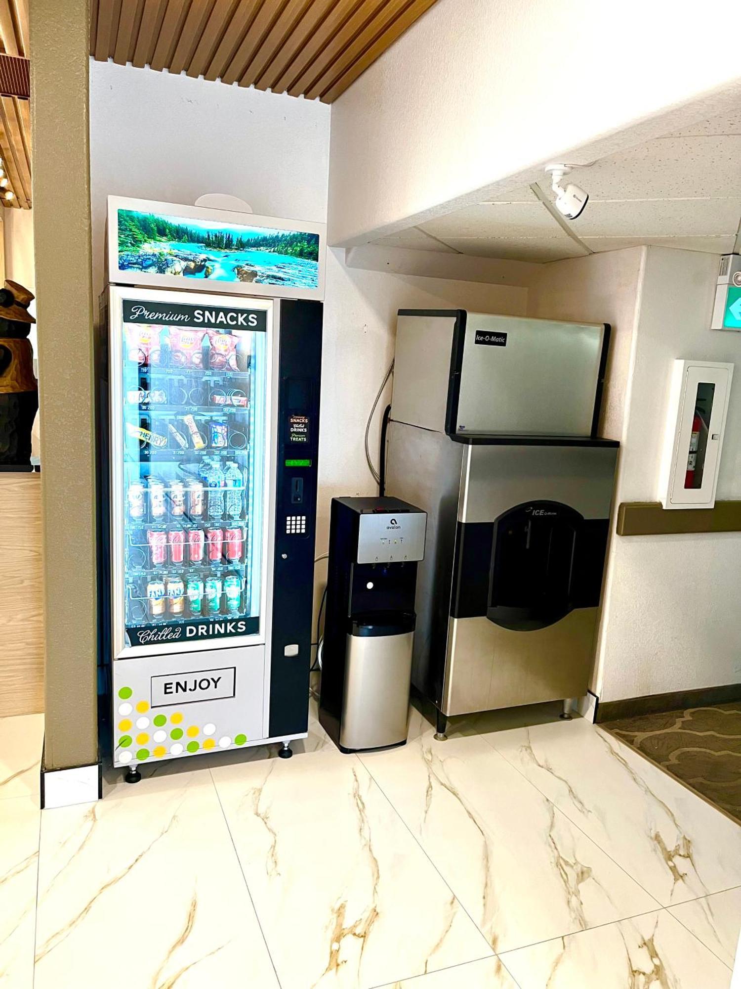 韩丁速8酒店 欣顿 外观 照片