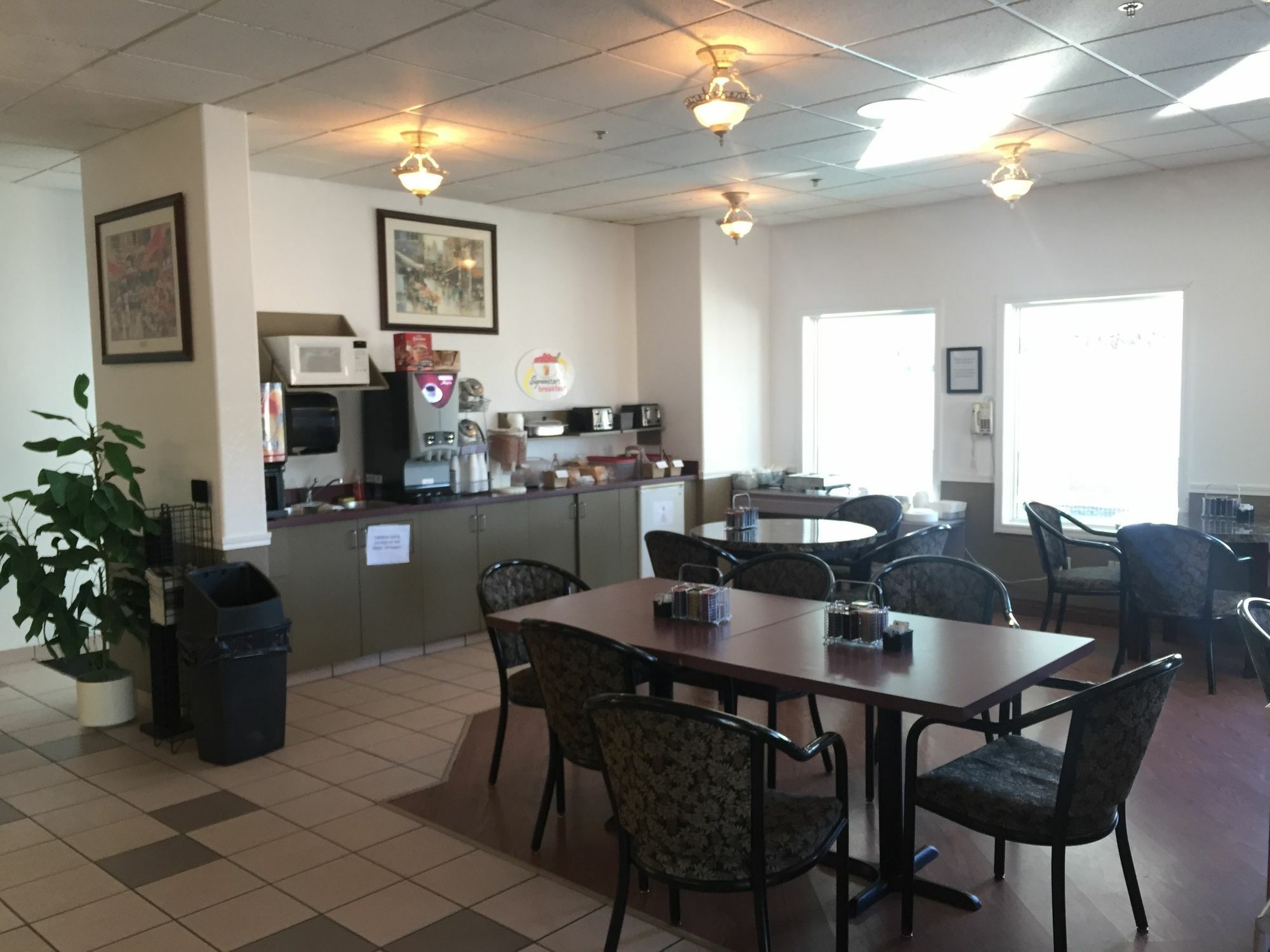 韩丁速8酒店 欣顿 外观 照片